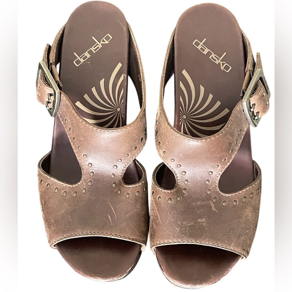 Dansko Ripley Brown Crazy Horse Sandals (36)